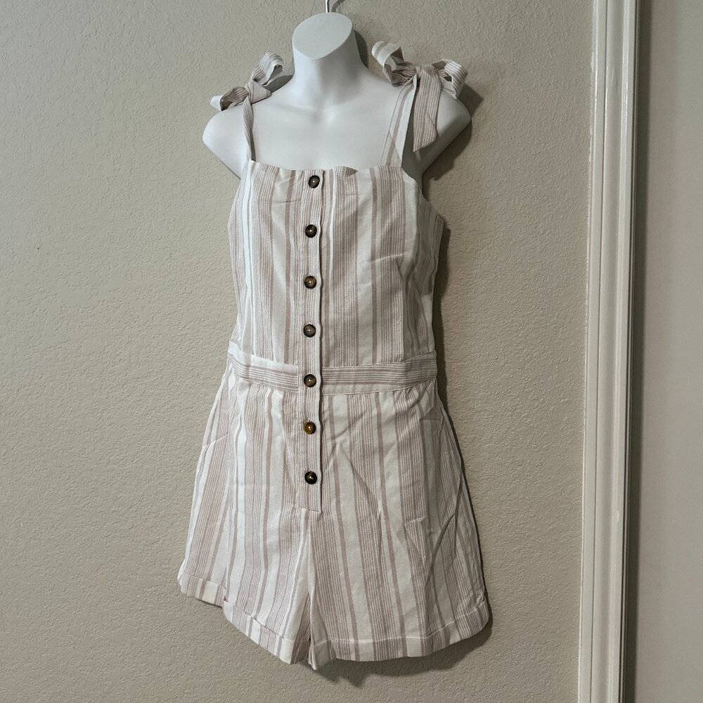 NWT After Market Button Down Shorts Romper with Tie Shoulders, Size Medium Women